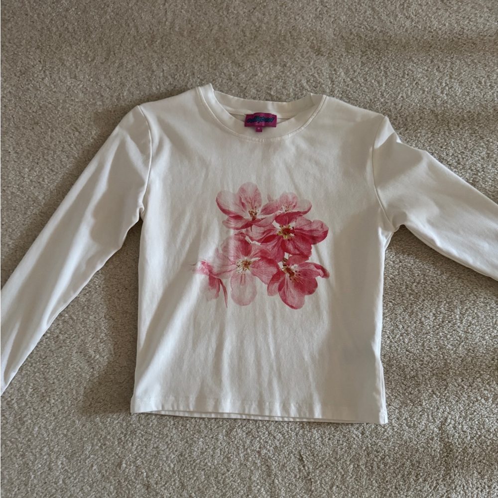 edikted white flower blossom long sleeve tshirt